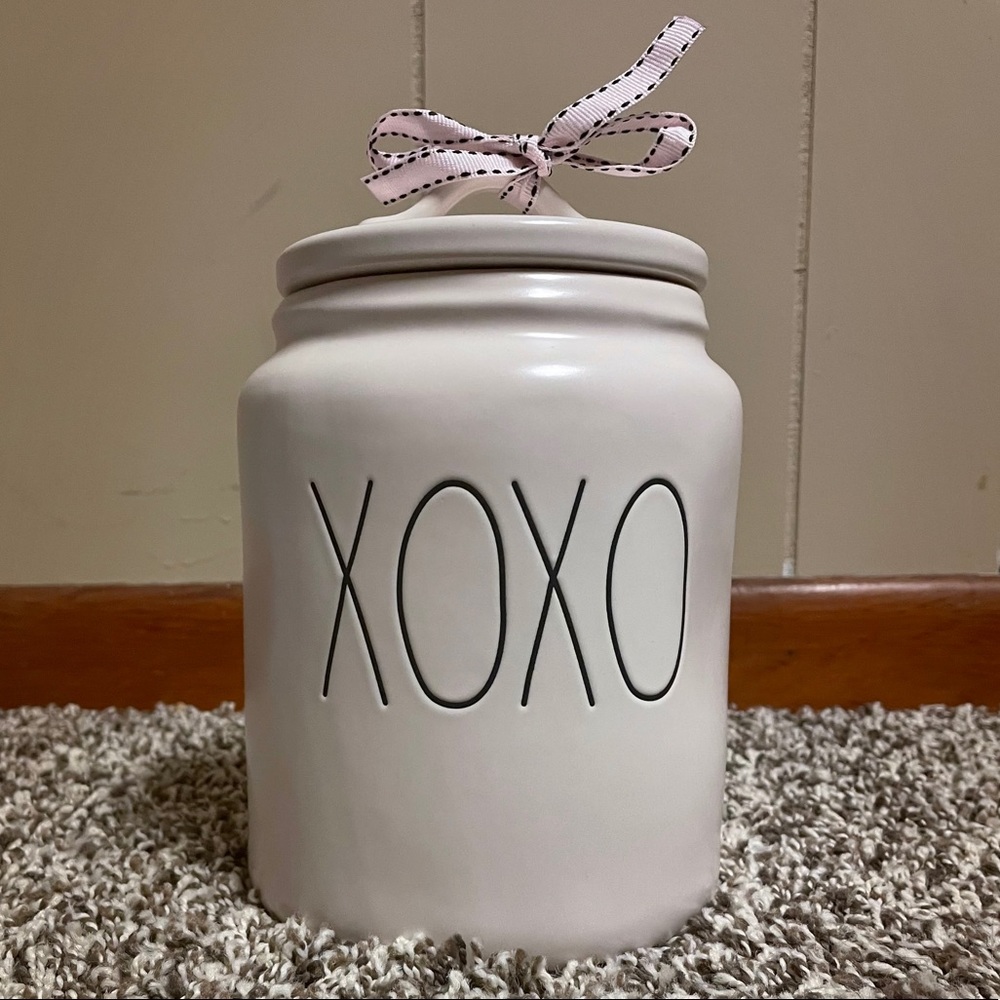 Rae Dunn XOXO matte canister